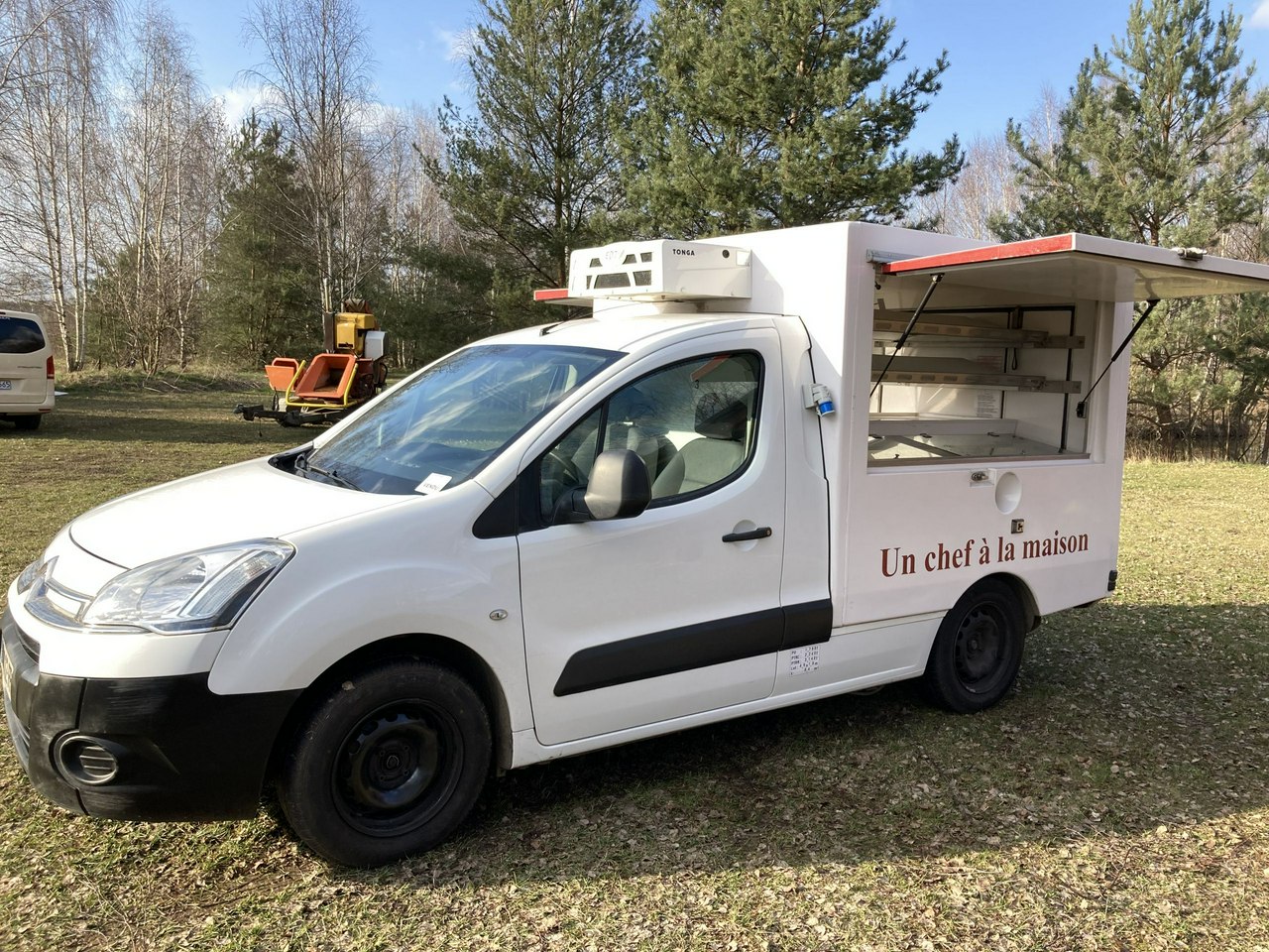 Citroen Berlingo Berlingo Chłodnia pieczy Autosklep Gastronomiczny Food Truck Foodtruck
