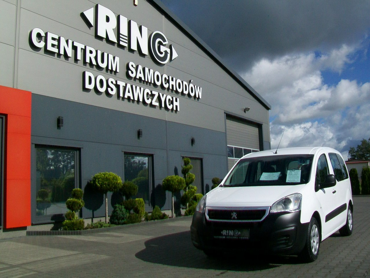 Peugeot Partner 1,6HDI 75KM A/C 5 OSÓB TEPEE SERWIS SALON NR 46