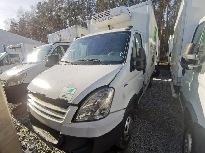 Iveco Daily 40C15 Chłodnia Mroźnia Izoterma Rama do zabudowy Laweta Wywrotka
