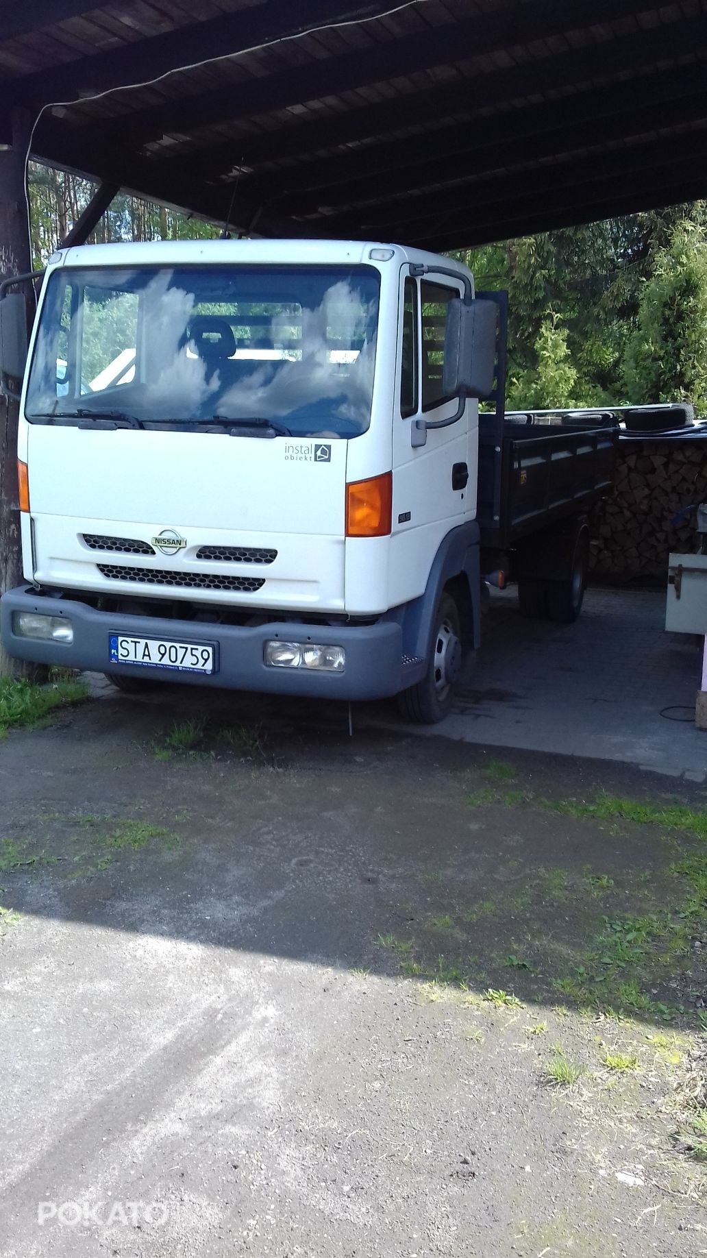 Nissan atleon wywrotka kiper wywrot