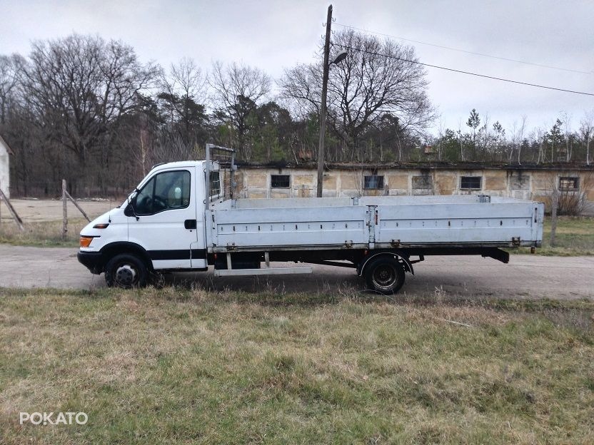 IVECO skrzyniowy 5,30 x2,40