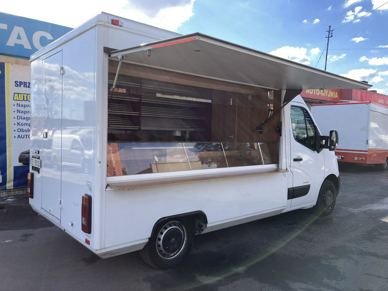 Renault Master Master Autosklep pieczywa Gastronomiczny Food Truck Foodtruck 2012