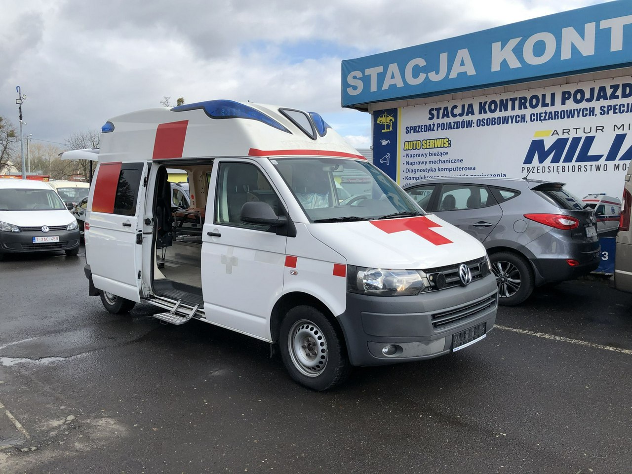 Volkswagen Transporter VW T6 Ambulans Karetka Wyposażona 4X4 DINEN 1789 Model 2014 Klima