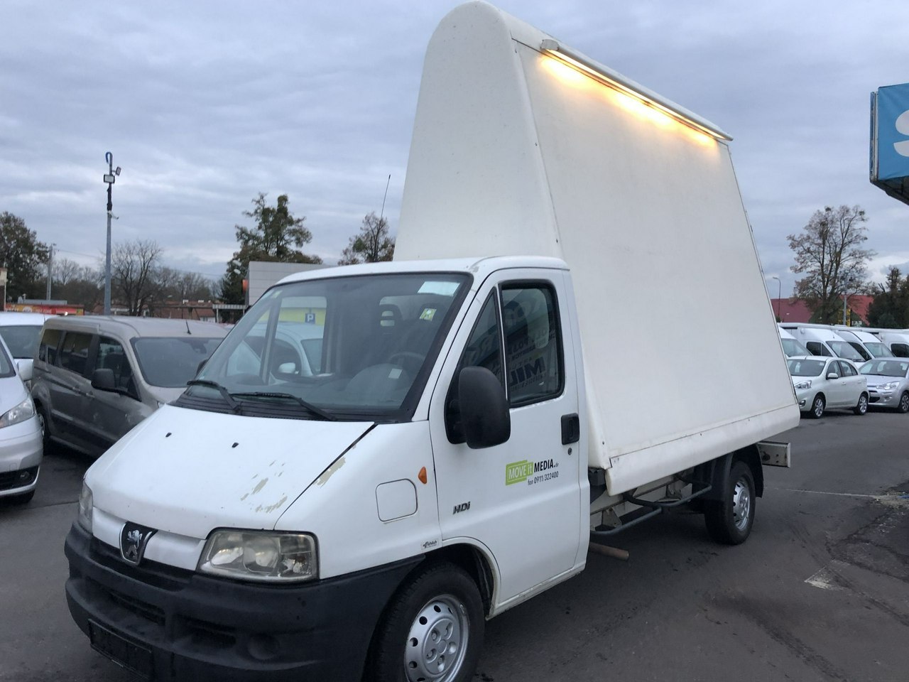 Peugeot Boxer Boxer samochód reklamowy billbord reklama mobilna Kampania Wyborcza