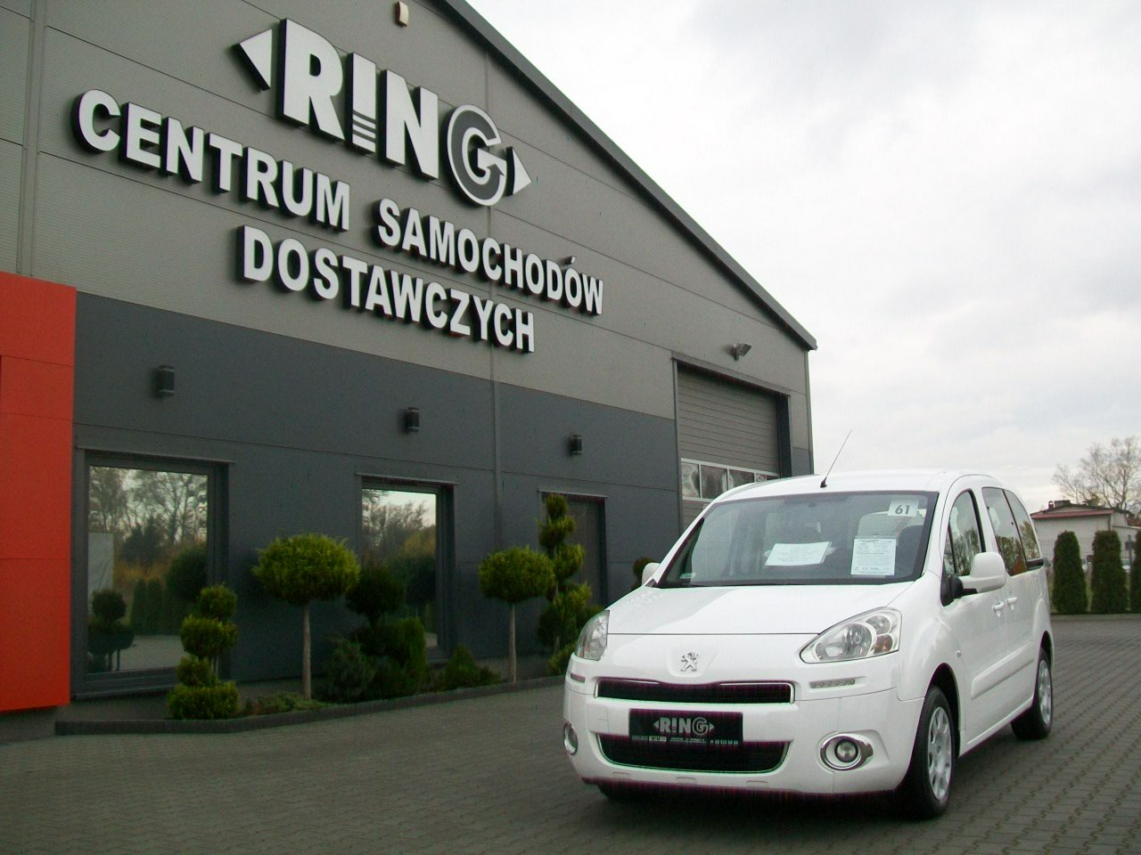 Peugeot Partner 1,6HDI 75KM A/C 5OS MOD 14 LEDY TEPEE SERWIS NR 61