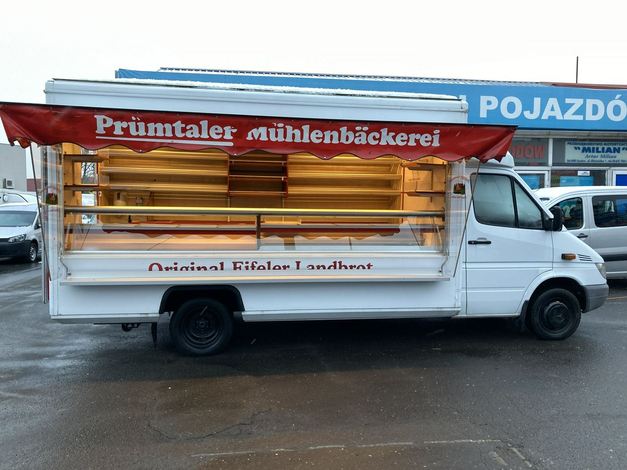 Mercedes Sprinter Sprinter Gastronomiczny Food Truck Autosklep Foodtruck Lada chłod 2005