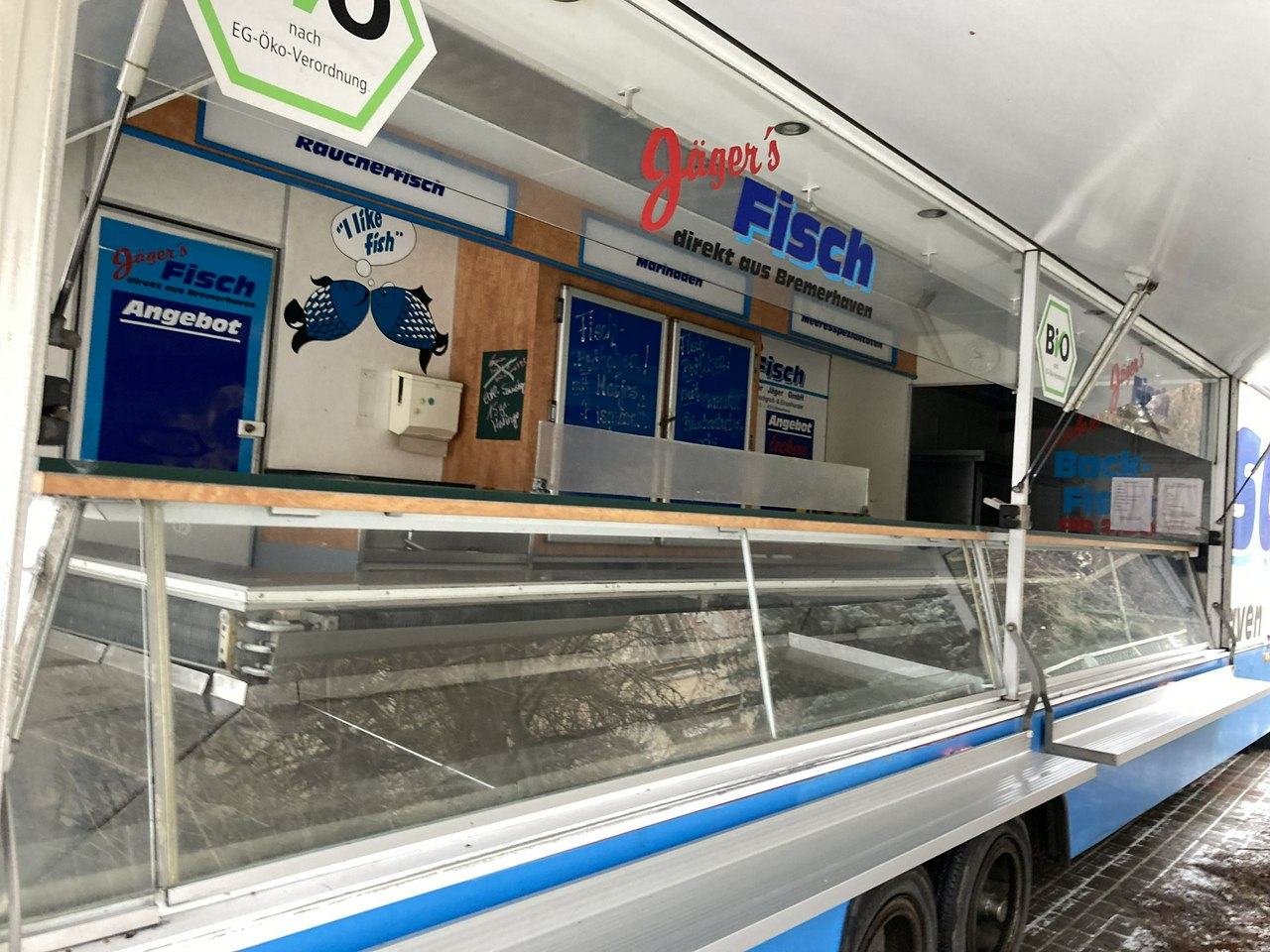 Mercedes Atego Autosklep Gastronomiczny wędlin Ryb Smażalnia Food Truck Foodtruck