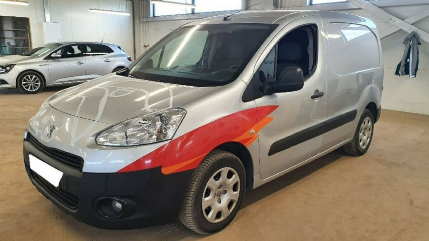 Peugeot Partner PEUGEOT PARTNER 1.6 HDI 75 ACTIVE L1 /Salon PL / Serwis ASO / FV 23%