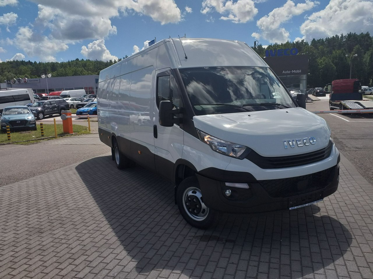 Iveco Daily 50C18 V H OKAZJA 50C18H V Baza pod zabudowę bus kamper