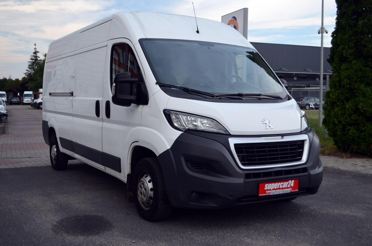 Peugeot Boxer Peugeot Boxer 2,2 / 130 KM / L3H2 / LED / Hak / Salon PL / FV23% / 3 o