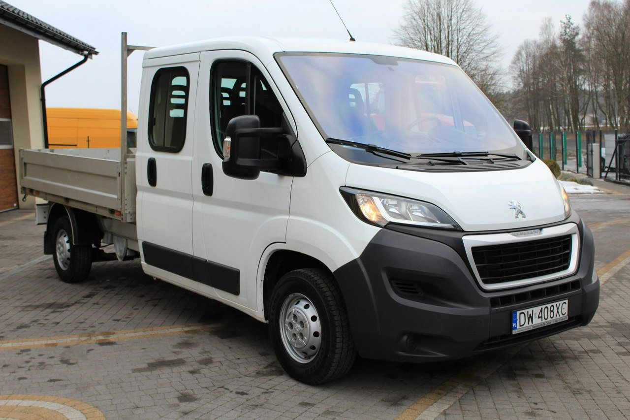 Peugeot Boxer 2.2 HDi 130KM / Doka Brygadówka / 7 osób / Salon PL I-właściciel