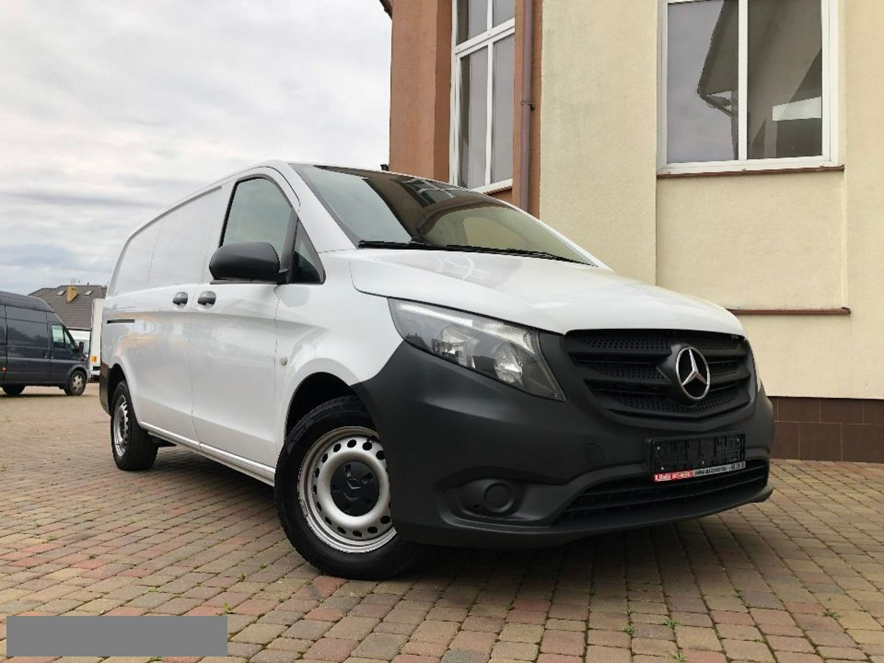 Mercedes Vito GWARANCJA / przedłużony / 2 x przesuwane drzwi / automat / 140 koni