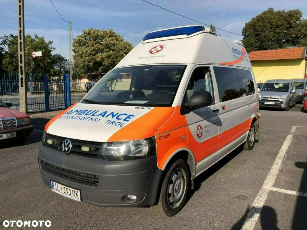 Volkswagen Transporter VW T6 Ambulans Karetka 4X4 180KM DINEN 1789 Model 2013 Klima
