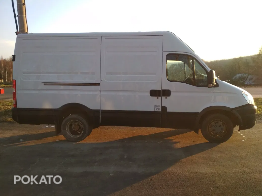 Iveco Daily 35C18 3.0HPT bliźniak webasto