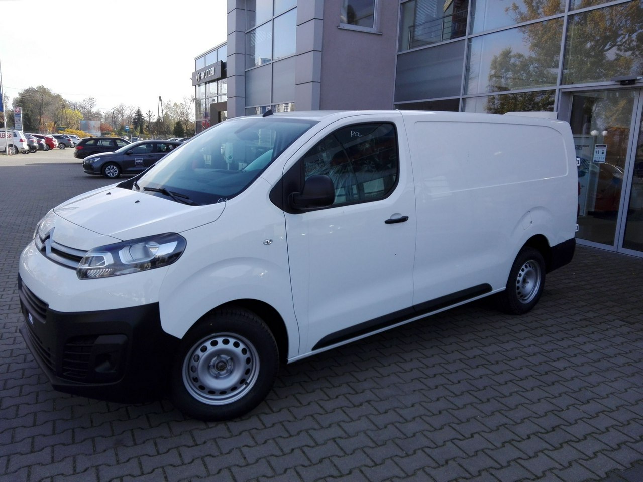 Citroen Jumpy Furgon 2,0 BHDI 120KM XL – pakiet Moduwork opony zimowe