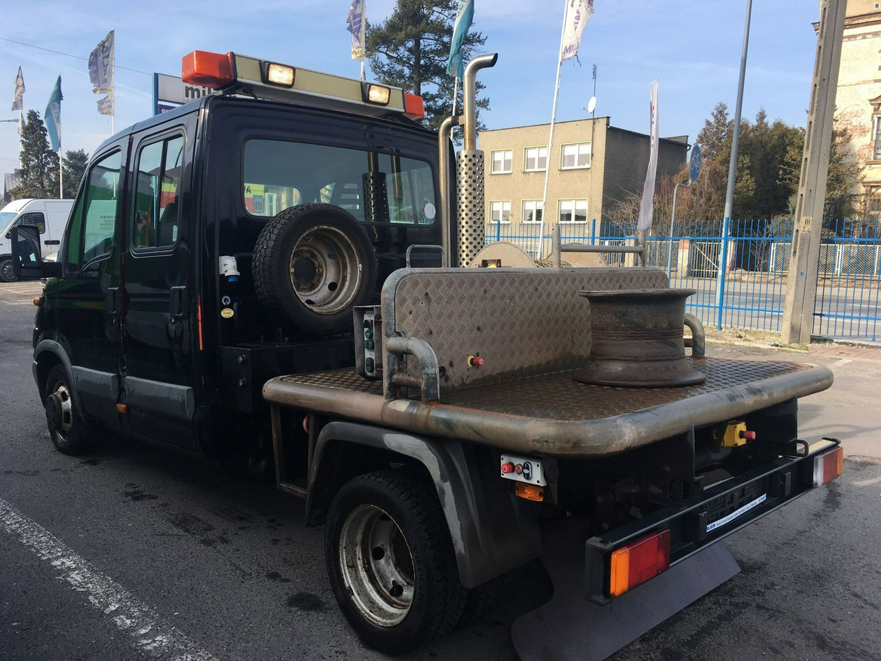 Iveco Daily 35C12 IVECO z wyciągiem do sieci rybnych wyciągarka portowa kuter motorówka