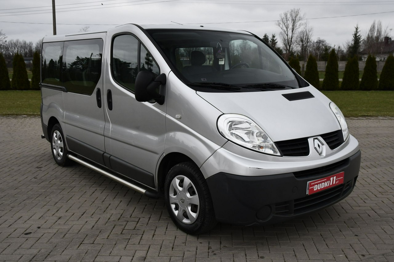 Renault Trafic 2,0Dci DUDKI11 9 Osób,Klimatyzacja,Serwis,6 biegów,Orurowanie,Centralk