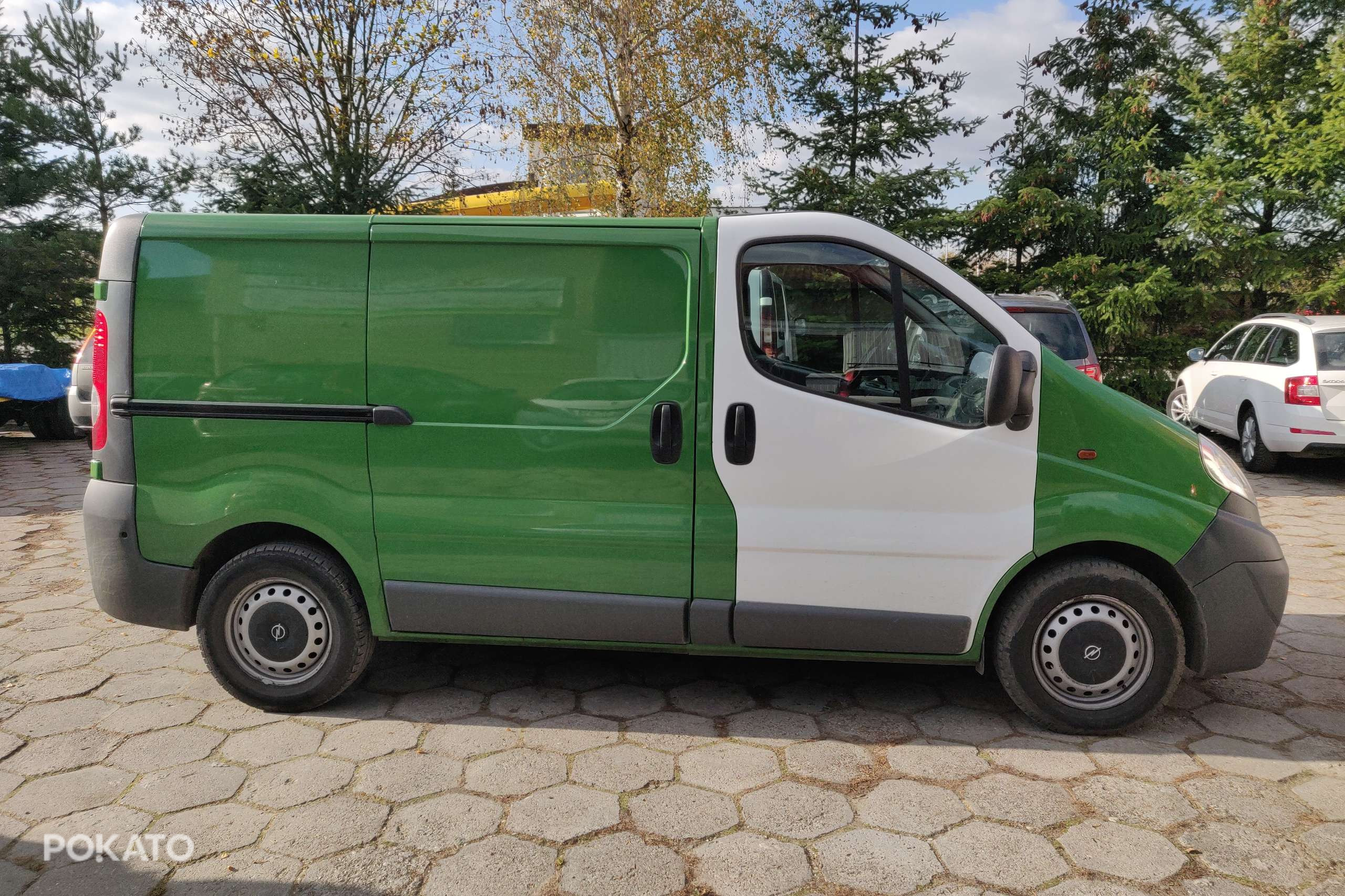 Opel VIVARO faktura VAT 23% bezwypadkowy