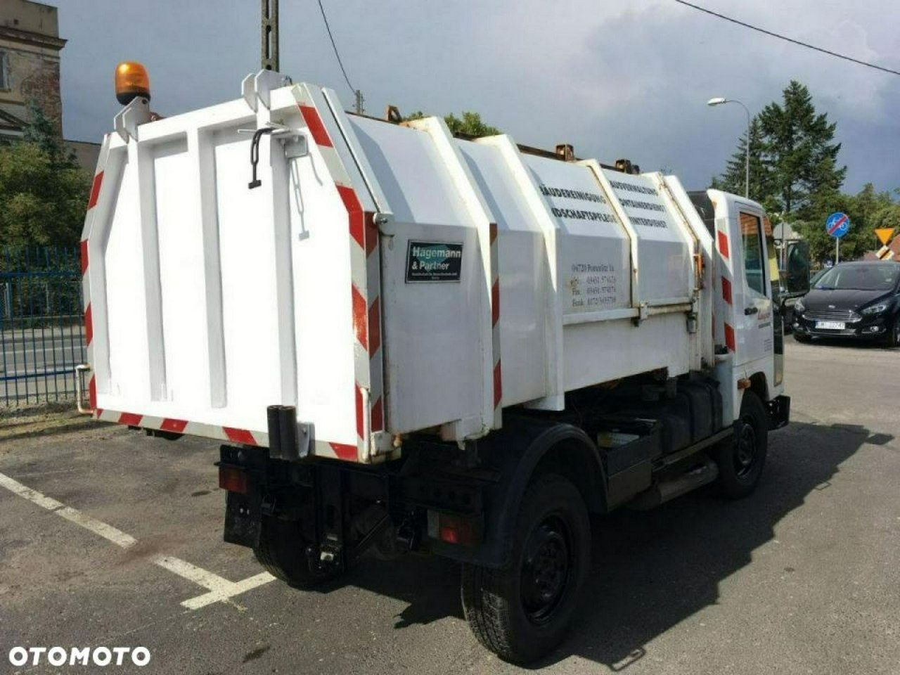 Unimog inny Unimog UX100 Śmieciarka wywrotka prasa
