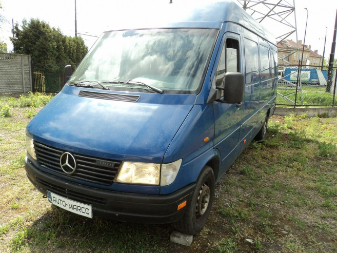 Mercedes 308