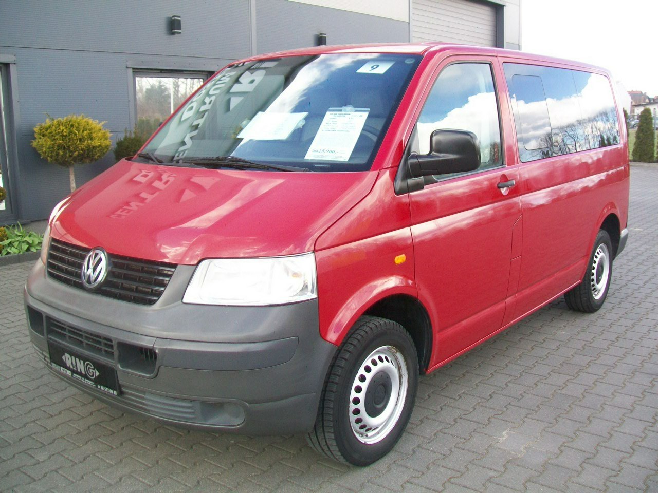Volkswagen Transporter T5 1,9TDI 102KM A/C 9 OSÓB ZAREJESTROWANY NR 9