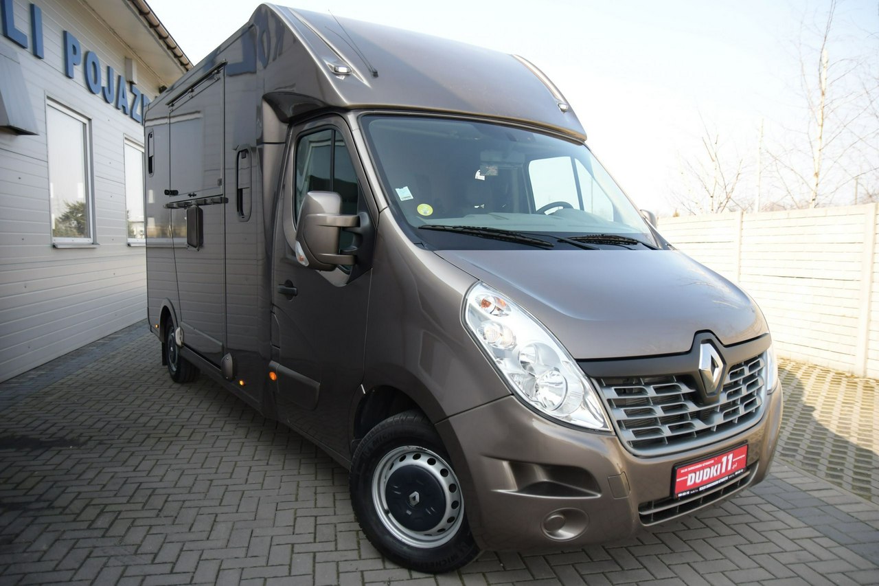 Renault Master KONIOWÓZ,Renault Master 2,3d ,Nowa Zabudowa,Stan Idealny,SERWIS,Kamera