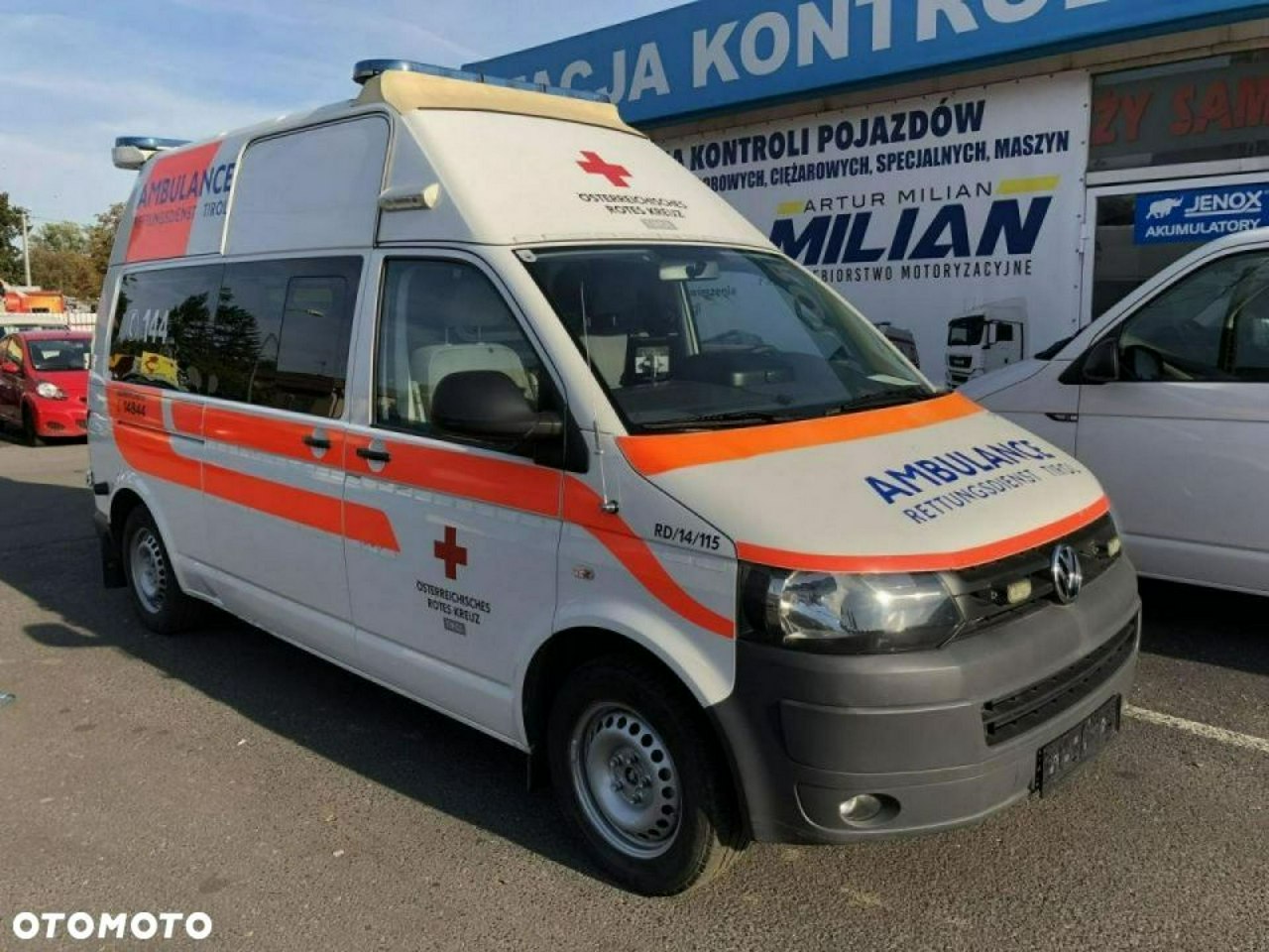 Volkswagen Transporter T6 Ambulans Karetka 4X4 140KM DIN EN 1789 Model 2011 Wyposażona