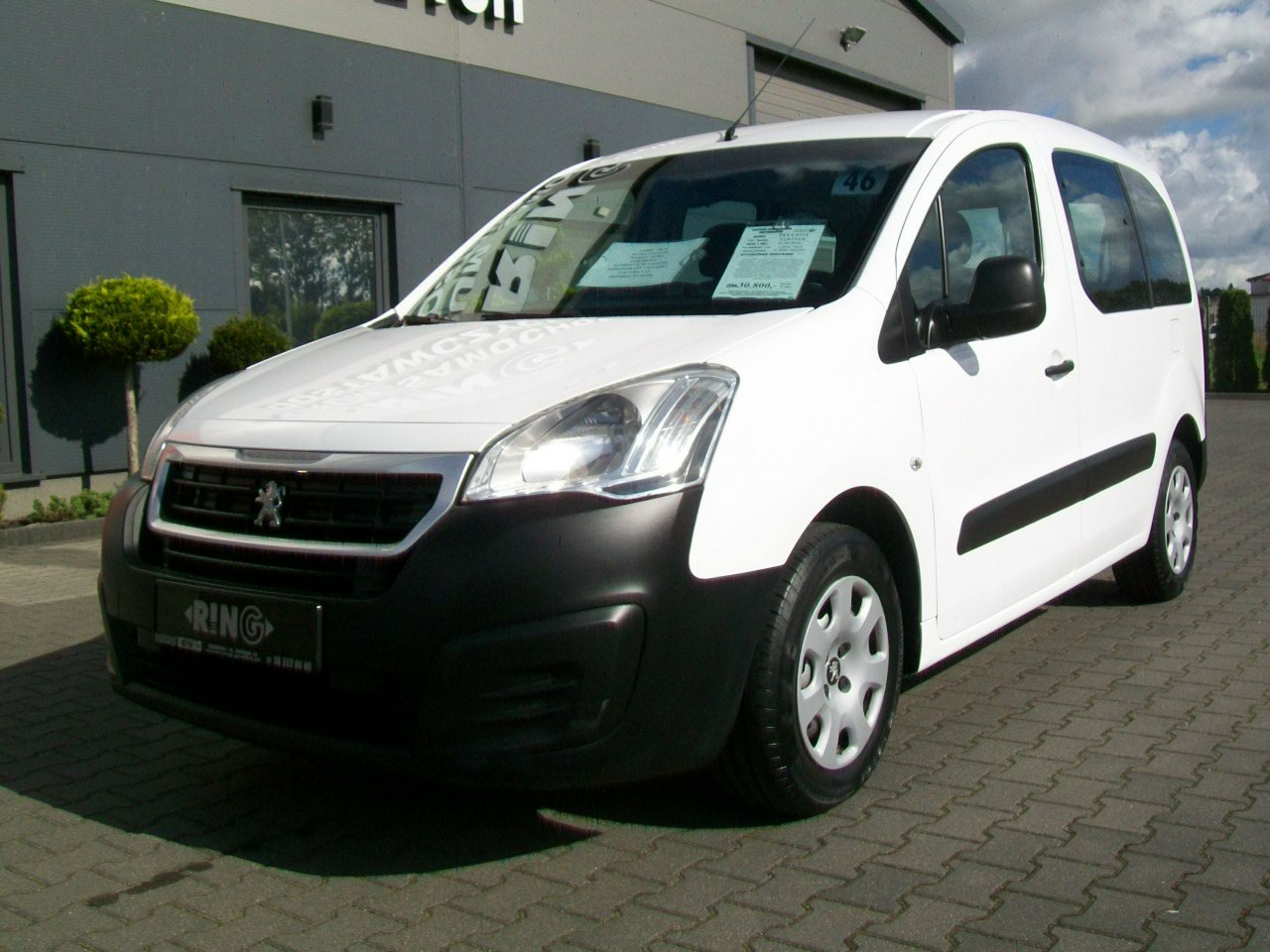 Peugeot Partner 1,6HDI 75KM A/C 5 OSÓB TEPEE SERWIS SALON NR 46
