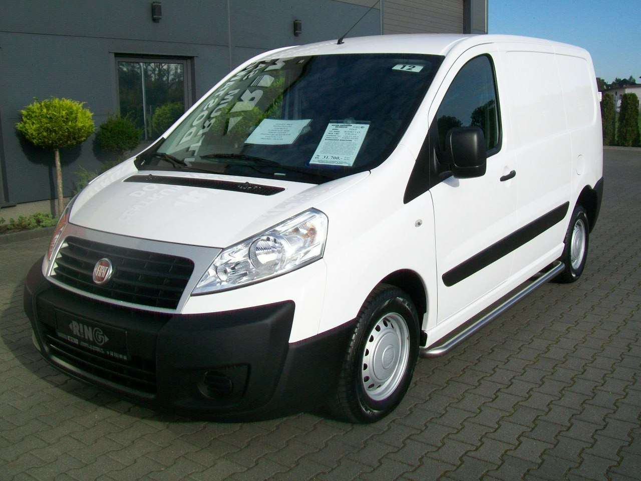 Fiat Scudo 1,6MJET 90KM A/C VAN 3 OSOBOWY KS. SERWISOWA NR 12