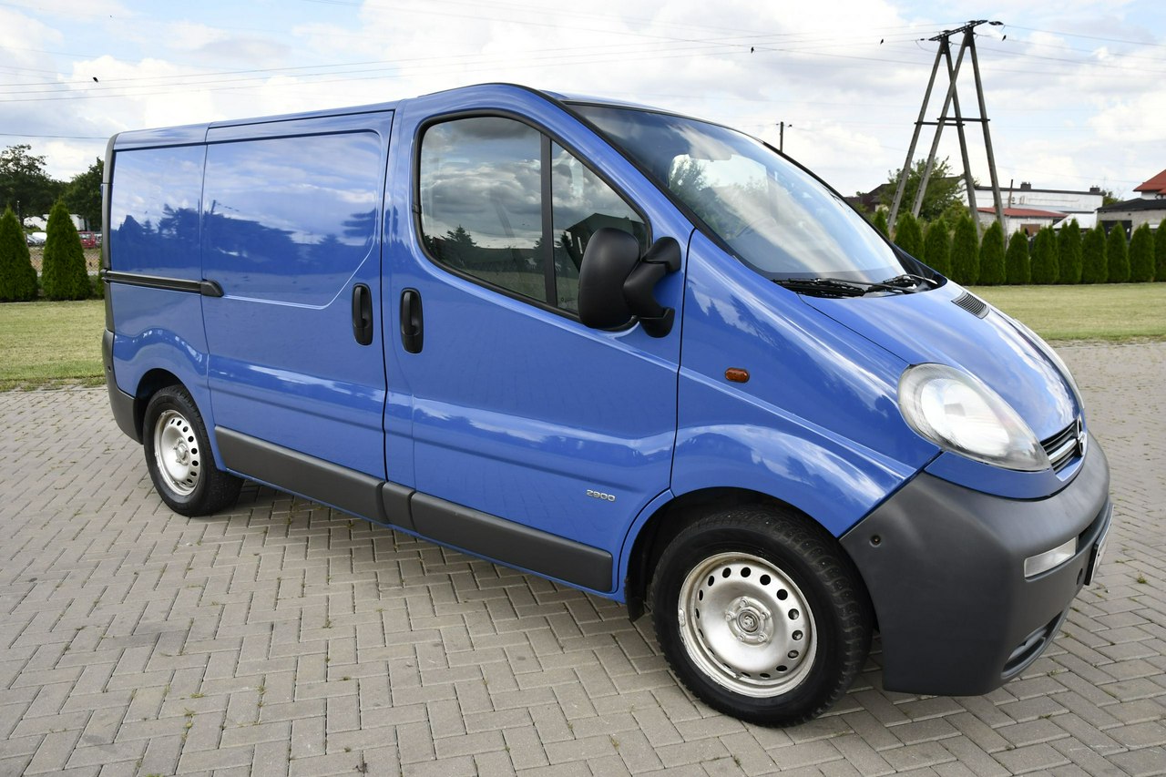 Opel Vivaro 1,9dci DUDKI11 Klimatyzacja,el.szyby.Hak.Blaszak,Zadbany-OKAZJAA