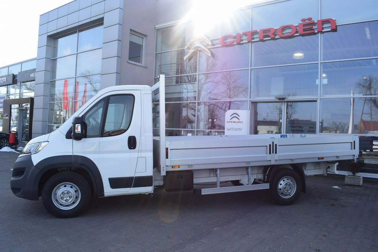 Citroen Jumper 2.2 165 KM – SKRZYNIA 4200×2200 ład. 1300kg + pakiet komfort 8 palet