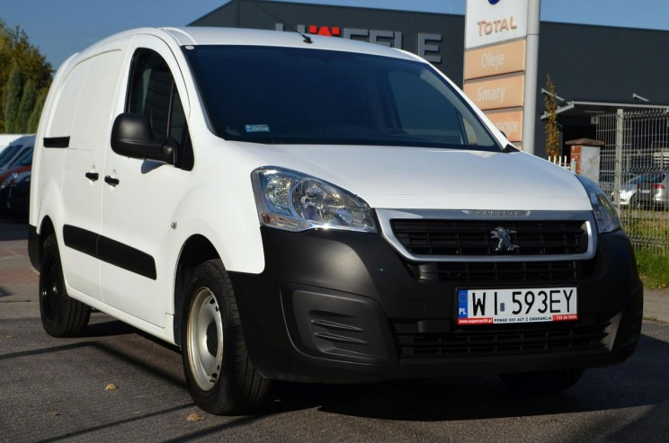 Peugeot Partner Peugeot Partner 1.6 HDi L2 Active, 3 osob., Klima, Salon Pl, FV 23%,