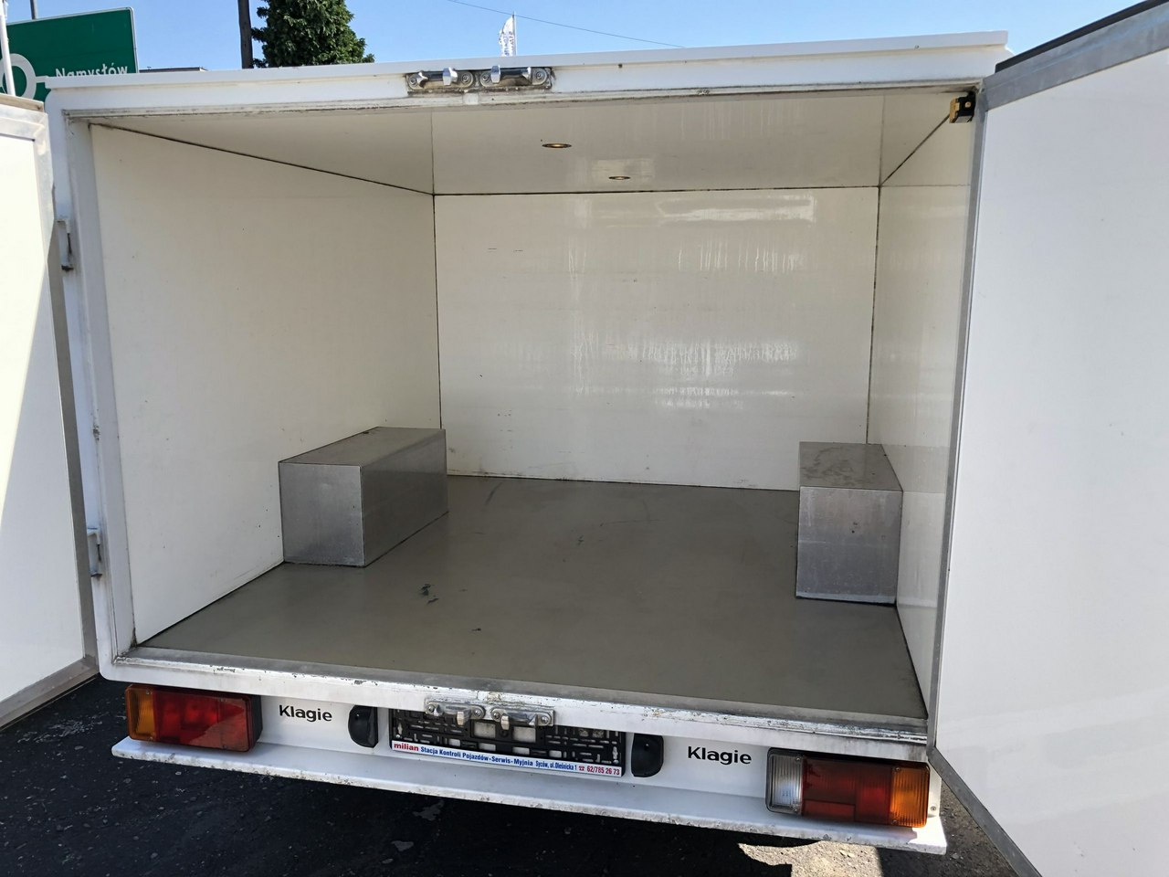 Citroen Berlingo Berlingo1,6 HDI kontener izoterma pieczywa Foodtruck food truck 2012