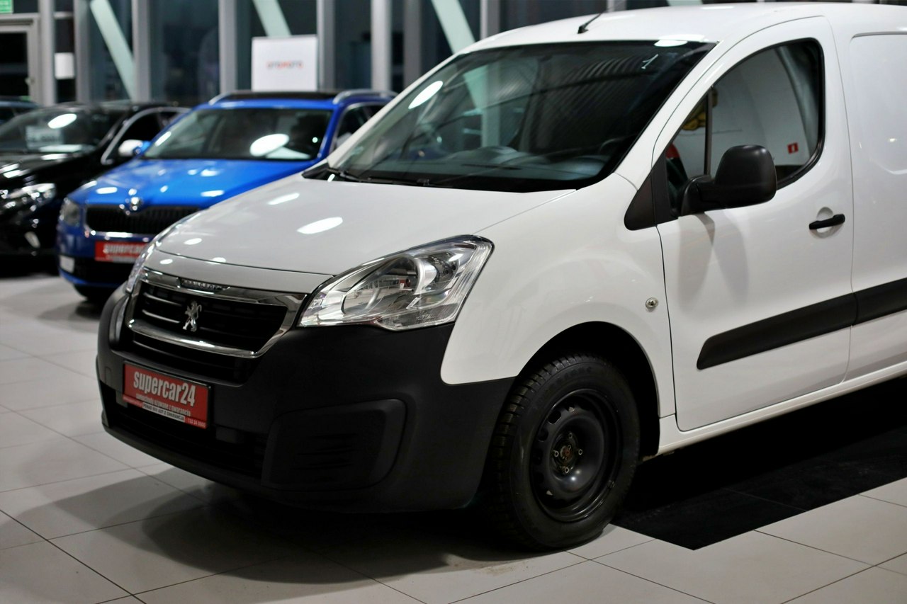 Peugeot Partner Peugeot Partner 1.6 HDI L2 / 3 osob. / Salon PL / ASO / FV 23% / Gwa