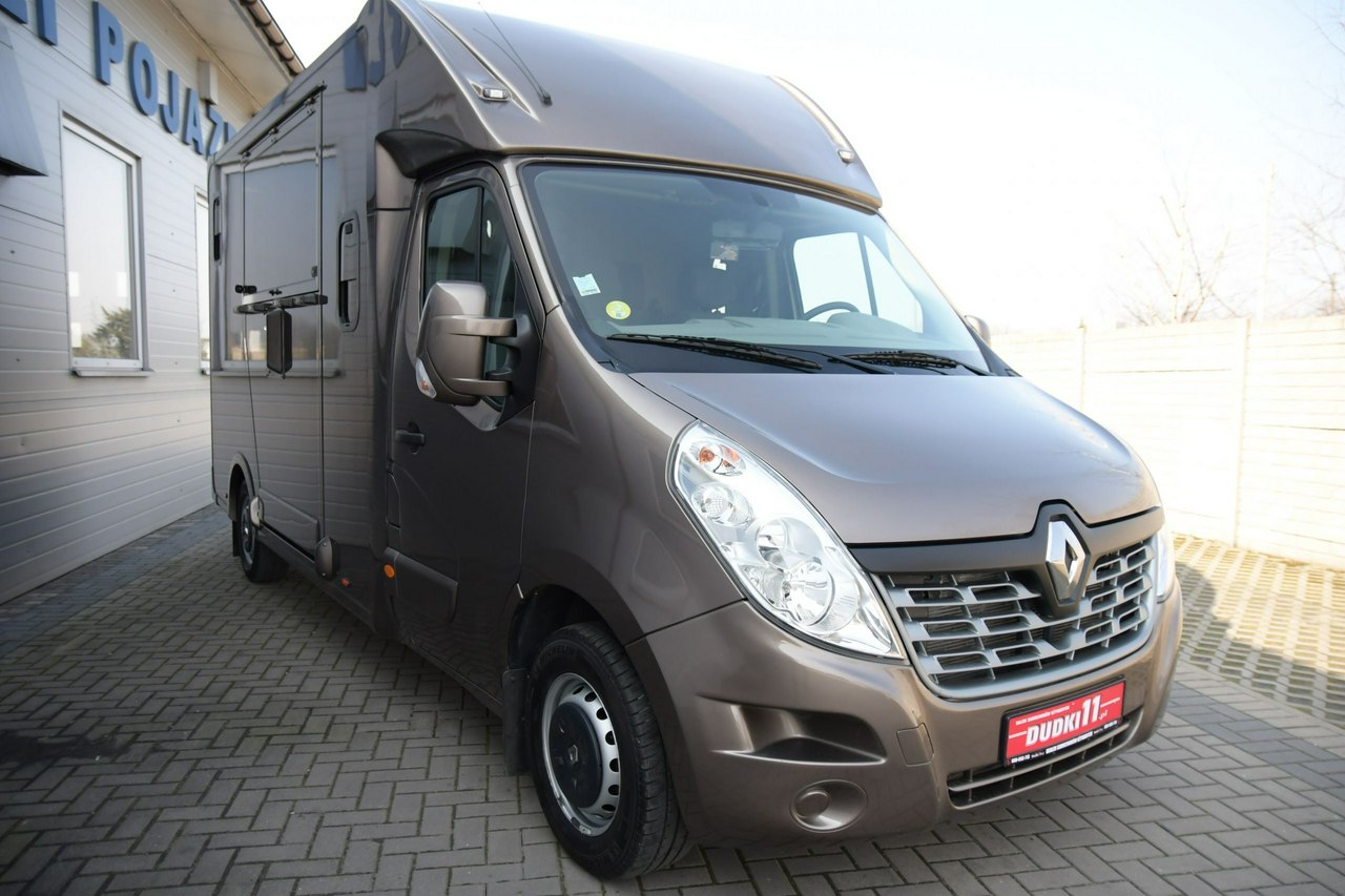 Renault Master KONIOWÓZ,Renault Master 2,3d ,Nowa Zabudowa,Stan Idealny,SERWIS,Kamera