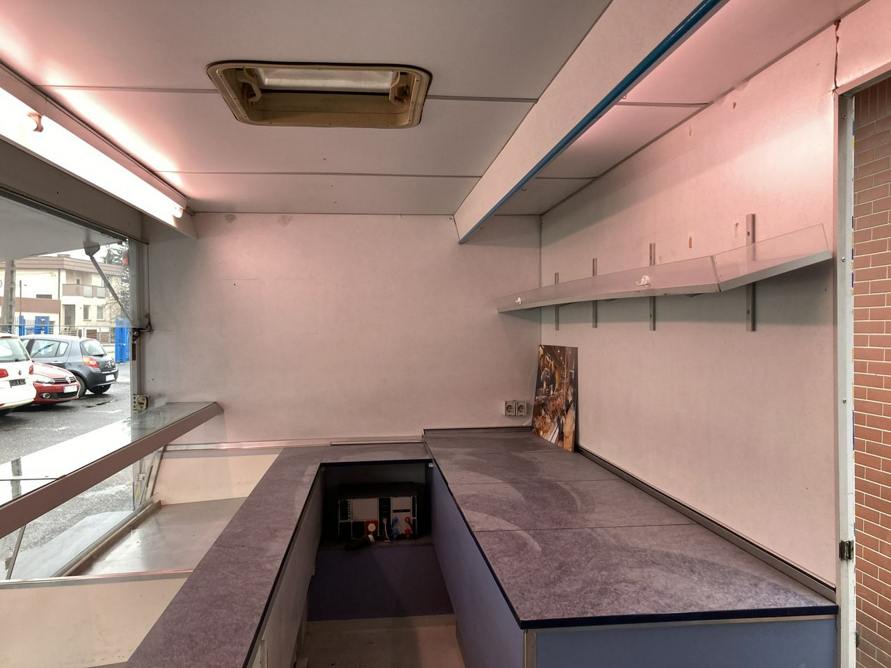 Mercedes MB 100 Autosklep wędli Ryb Sklep Gastronomiczny Food Truck Foodtruck Borco