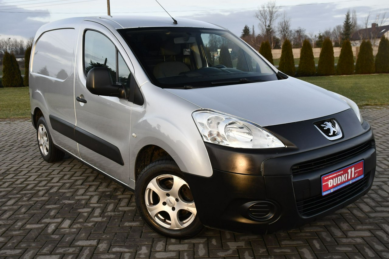 Peugeot Partner 1,6hdi DUDKI11 Serwis,Hak,Klimatyzacja,el.szyby.Centralka.OKAZJA