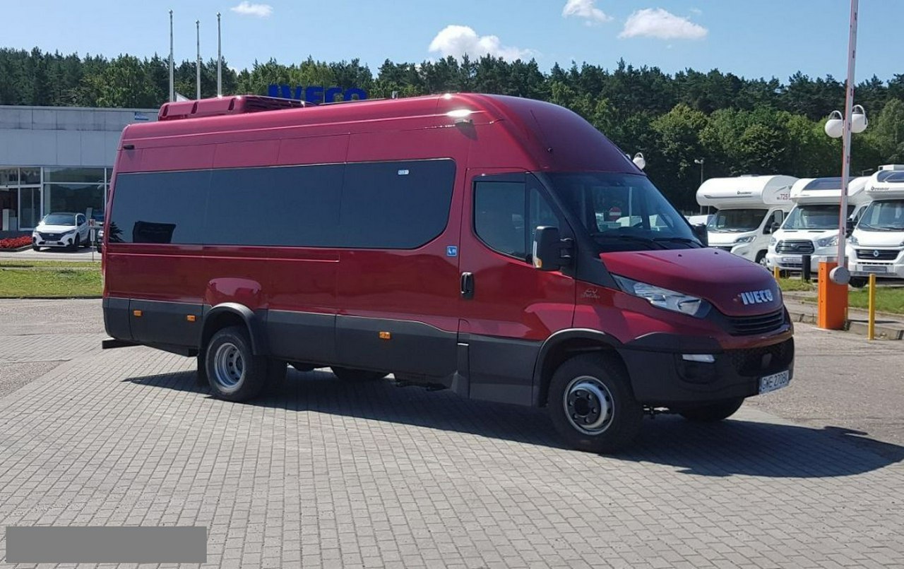 Iveco Daily OKAZJA autobus 24 miejsca stary tachograf! pneumatyczne zawieszenie