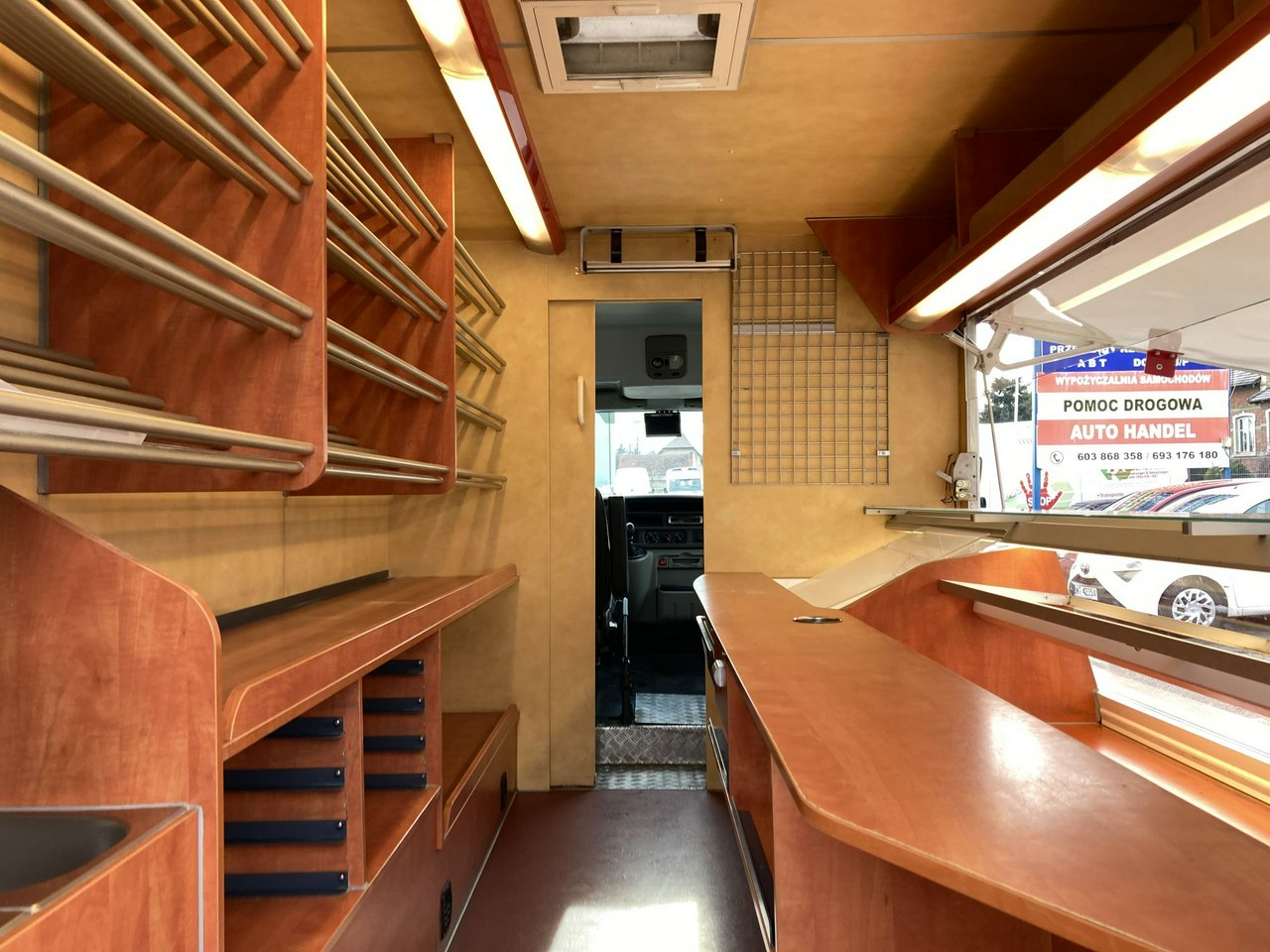 Renault Master Master Autosklep pieczy Gastronomiczny Food Truck Foodtruck Borco 2010