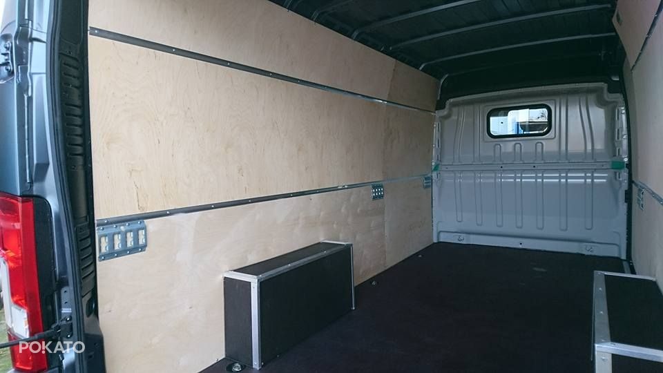 Zabudowa busa Citroen Jumper L4H2