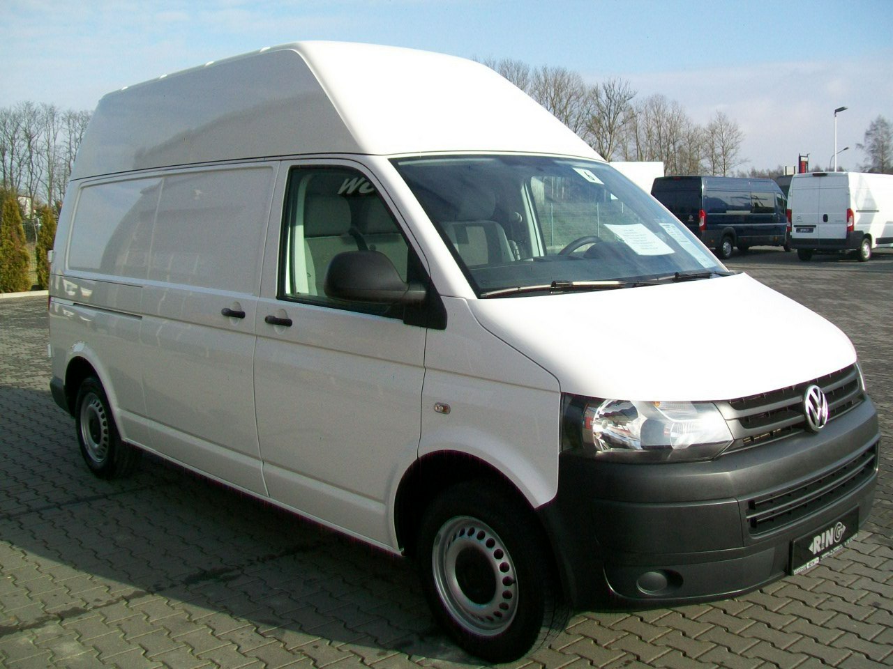 Volkswagen Transporter T5 2,0TDI 84KM A/C MAXI 3 OS. DŁUGI MODEL 15r NR 6