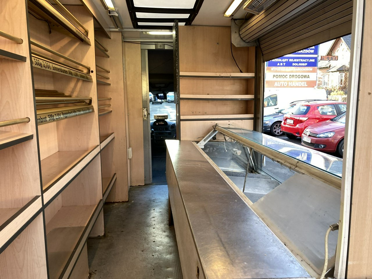 Mercedes Sprinter Sprinter Autosklep wędlin Gastronomiczny Food Truck Foodtruck sklep
