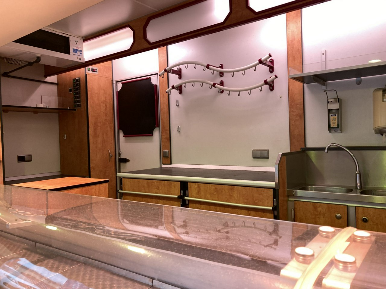 Fiat Ducato Ducato Autosklep Wędli Gastronomiczny Food Truck Foodtruck Borco sklep