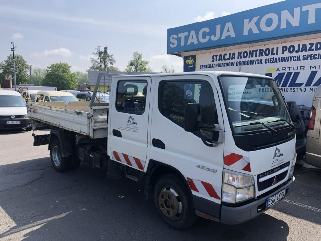 Mitsubishi Canter Mitsubish Fuso Canter Cabstar Brygadówka doka dokka wywrotka