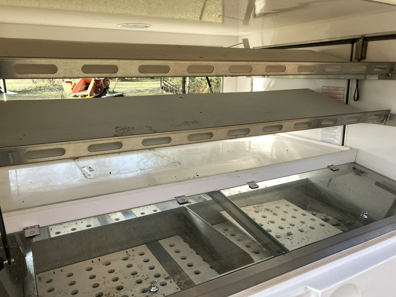 Citroen Berlingo Berlingo Chłodnia pieczy Autosklep Gastronomiczny Food Truck Foodtruck