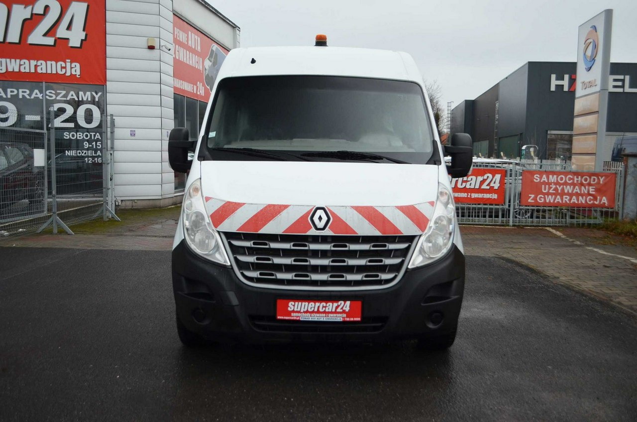 Renault Master RENAULT MASTER 2,3 / 125 KM / 7 os. / DOKA / KLIMA / HAK / ASO / FV23%