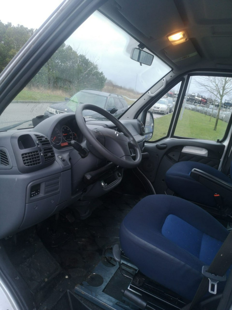 Citroen Jumper auto przystosowane dla inwalidy, Winda