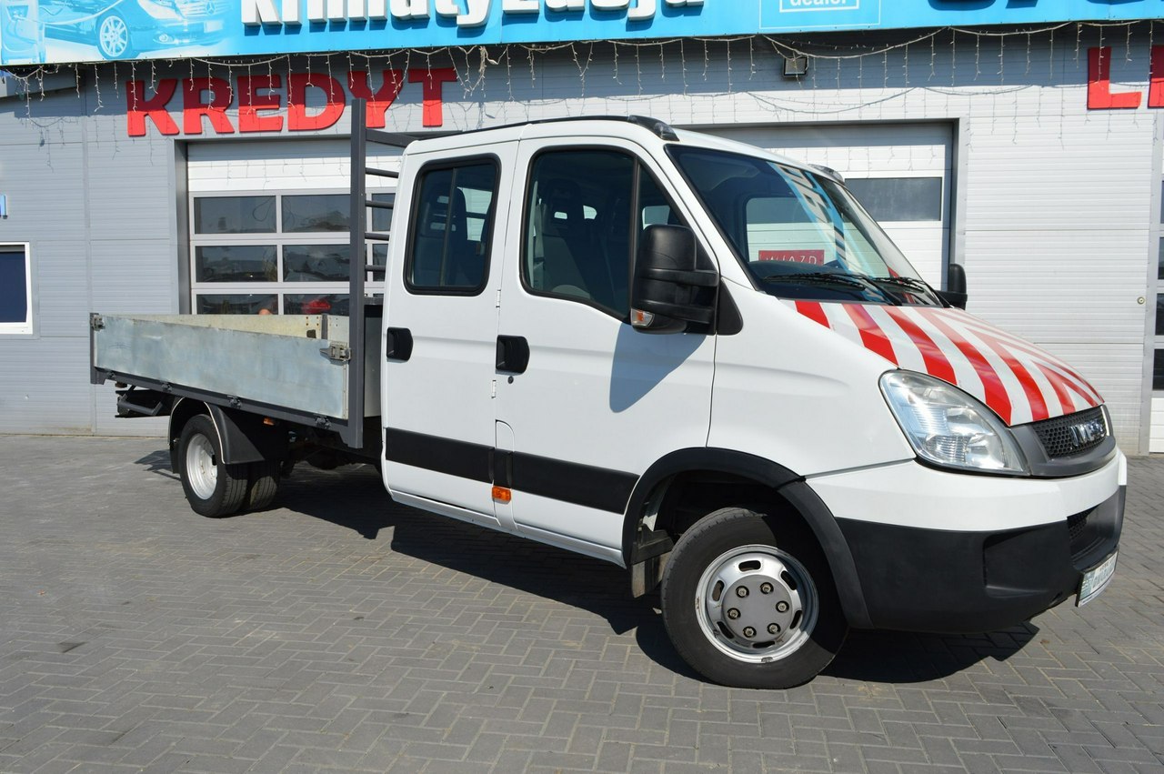 Iveco Daily 40C15 3.0D 16V. Doka. Brygadówka. 7-osób. 132 tys.km. DMC 3500 kg MAXI