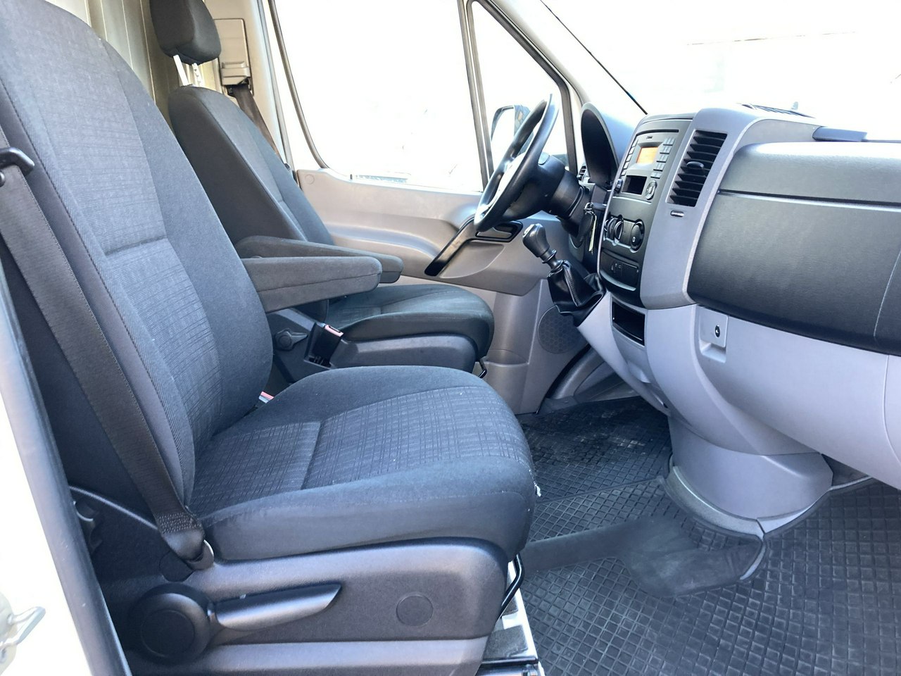 Mercedes Sprinter Sprinter 313CDI Kontener Autosklep Gastronomiczny Food Truck Foodtruck