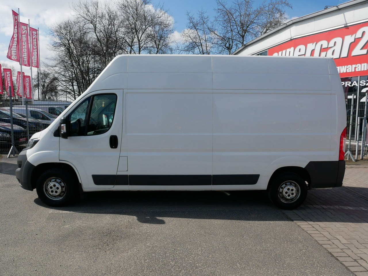 Peugeot Boxer Peugeot Boxer L3H3 / 2,0 / 130 KM / 3 osob. / Klima / Bluetooth / Salo